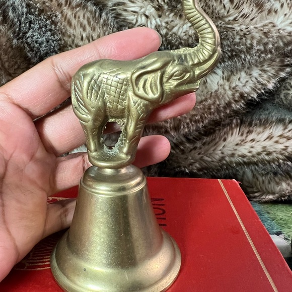 Elephant Handle Brass Bell Trumpeting Elephant With Trunk Raised,shelf Decor - Picture 2 of 7